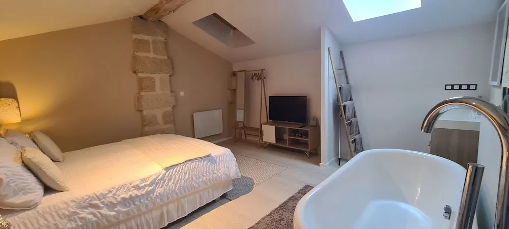 Voir la photo 1 — Lariviere