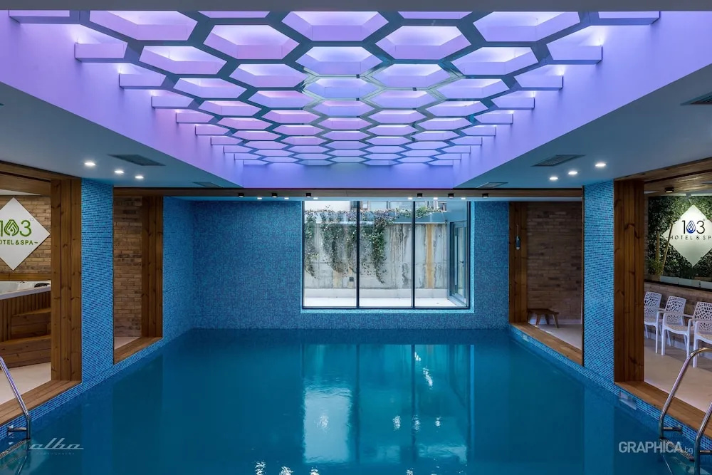 103 Degrees Hotel & Spa