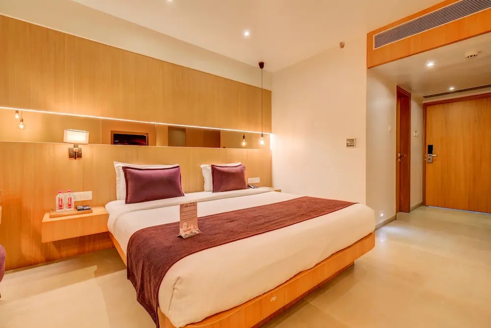 The SSK Solitaire Hotel & Banquets - Chambres