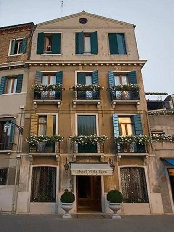 Hotel photo 40