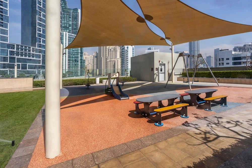 Waves - Sea View Luxury 3 Bedroom Apartment With Balcony