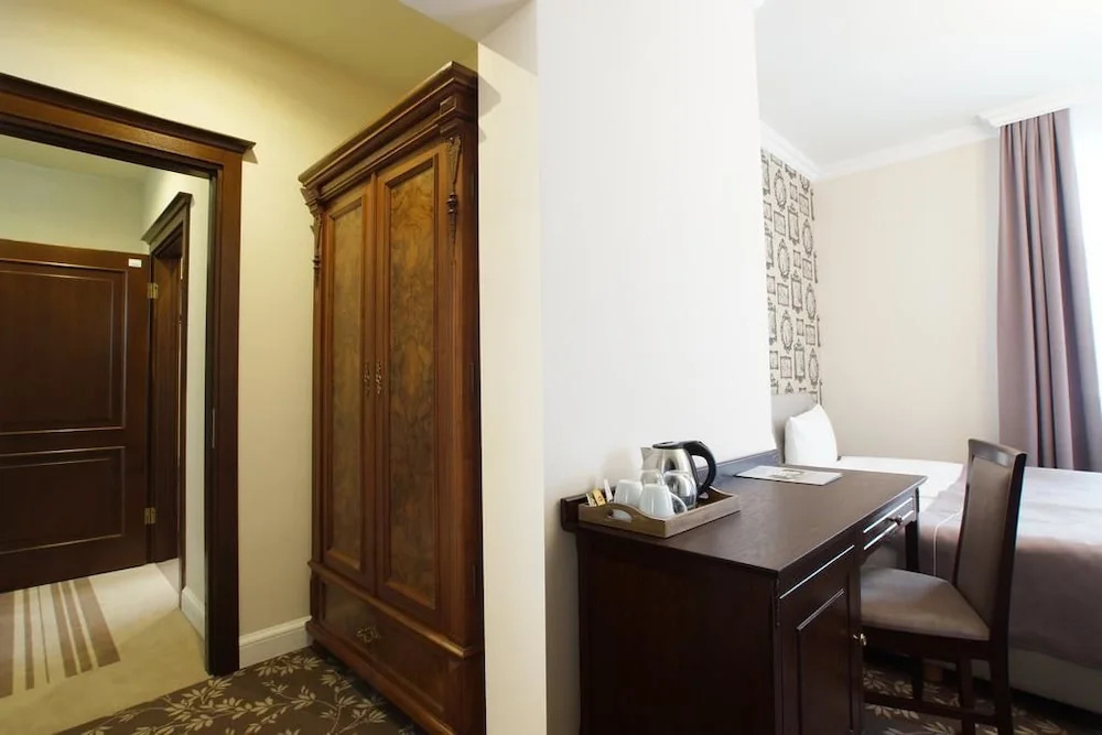 Premium Double room (twin beds)