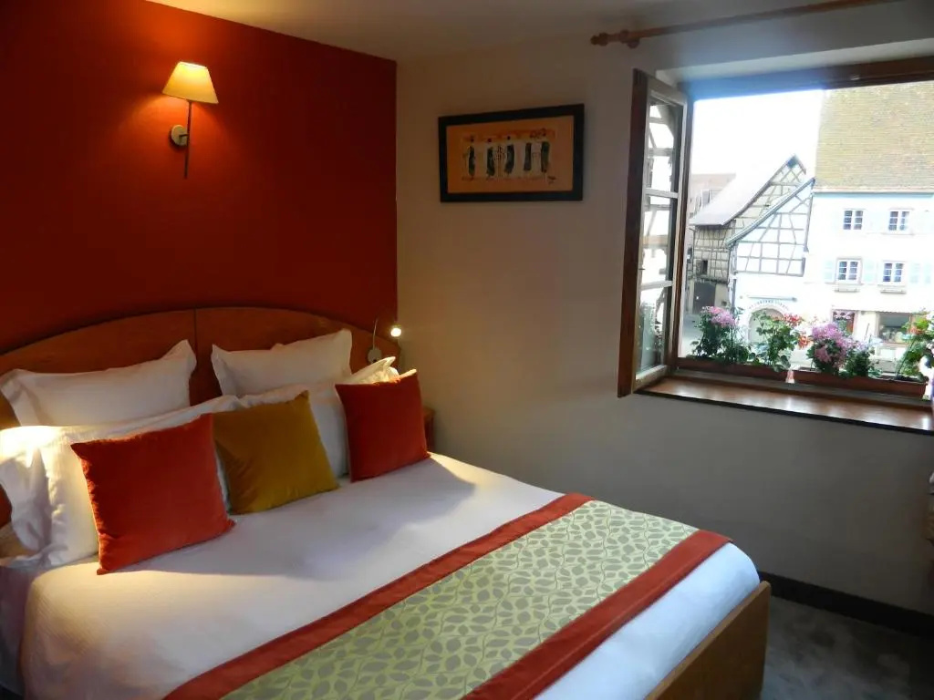Superior Double room (full double bed)
