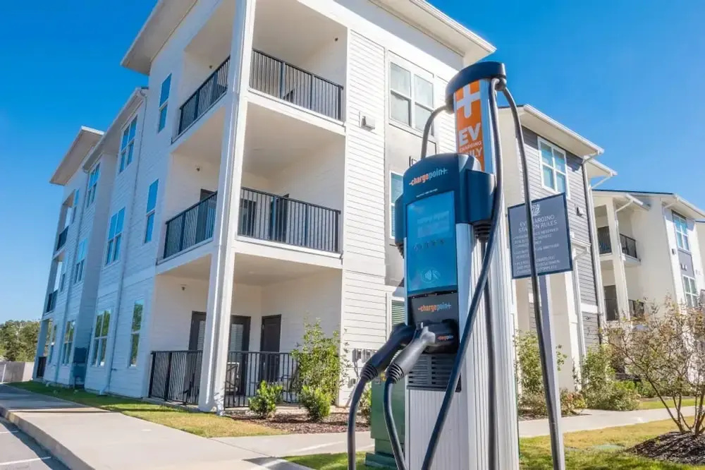 Landing Apartments Near North Okaloosa Medical Center