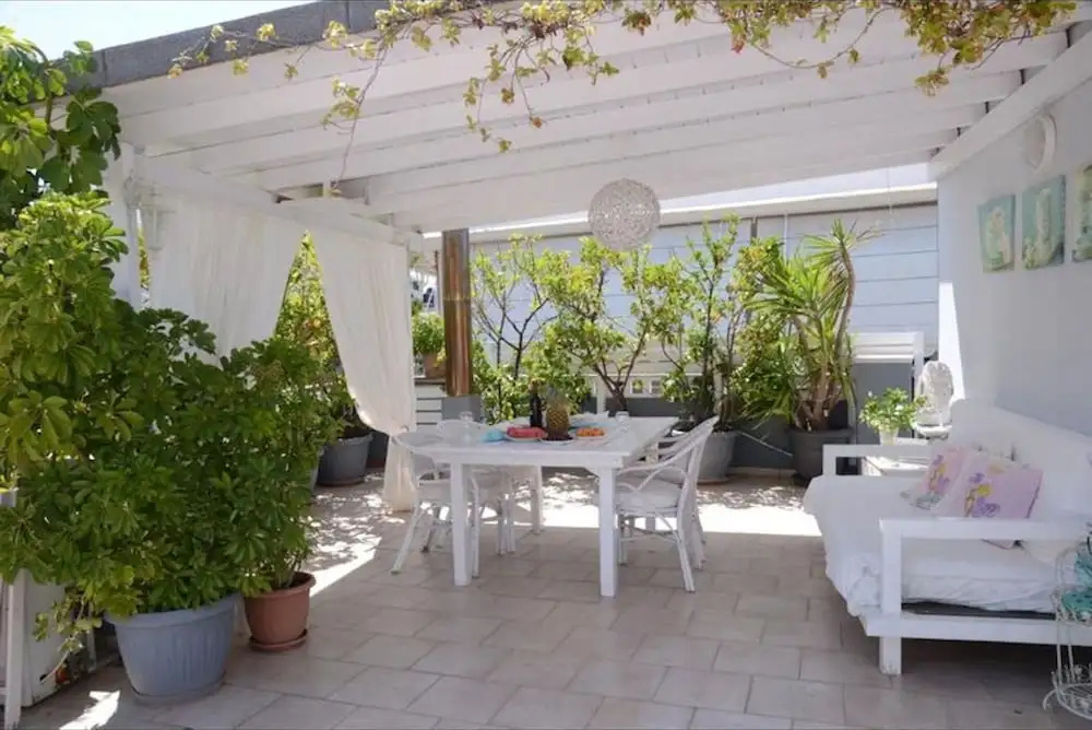 Maisonette Near Beach & City Center