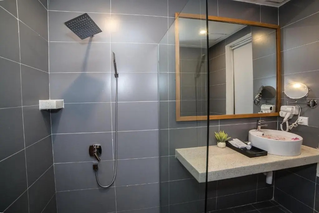 Superior Double room (full double bed)
