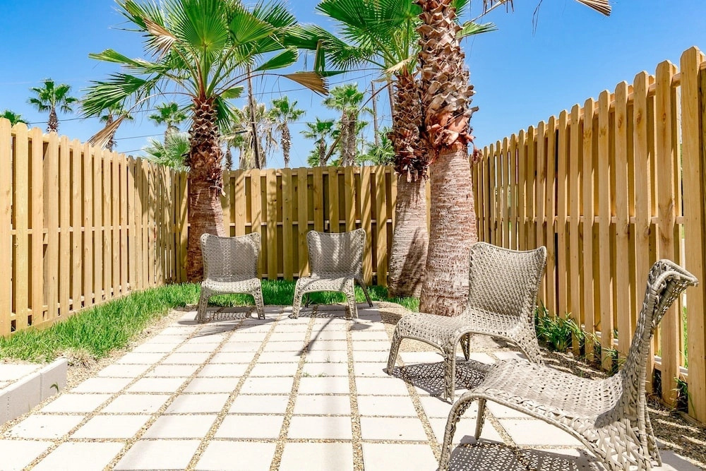 Above And Beyond In Port Aransas Home