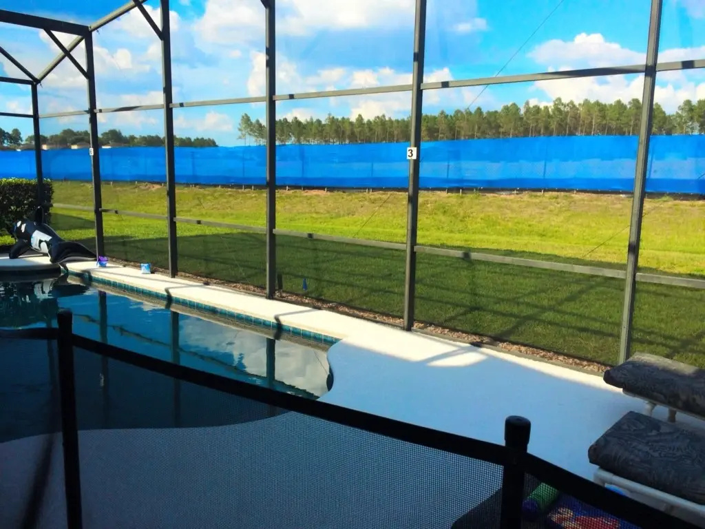 CP206MD - 5 beds with pool & heated hot tub , Davenport, US