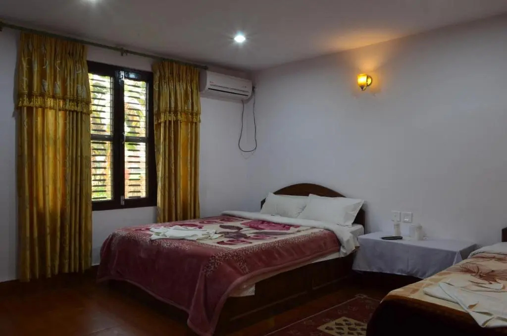 Deluxe Double room (full double bed)