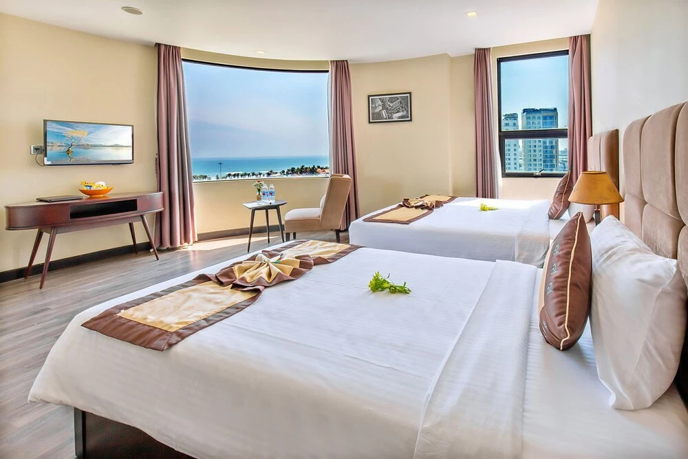 Luxury Double Suite with sea view (full double bed)