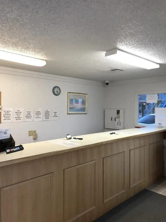 Country Inn Motel