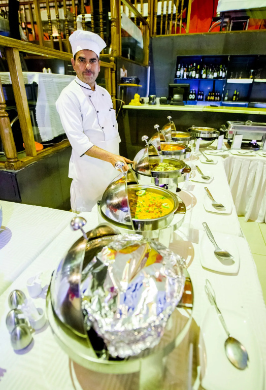 Food & Beverage
