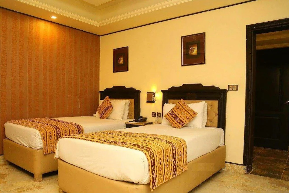 Royal Lahore Hotel - Chambres