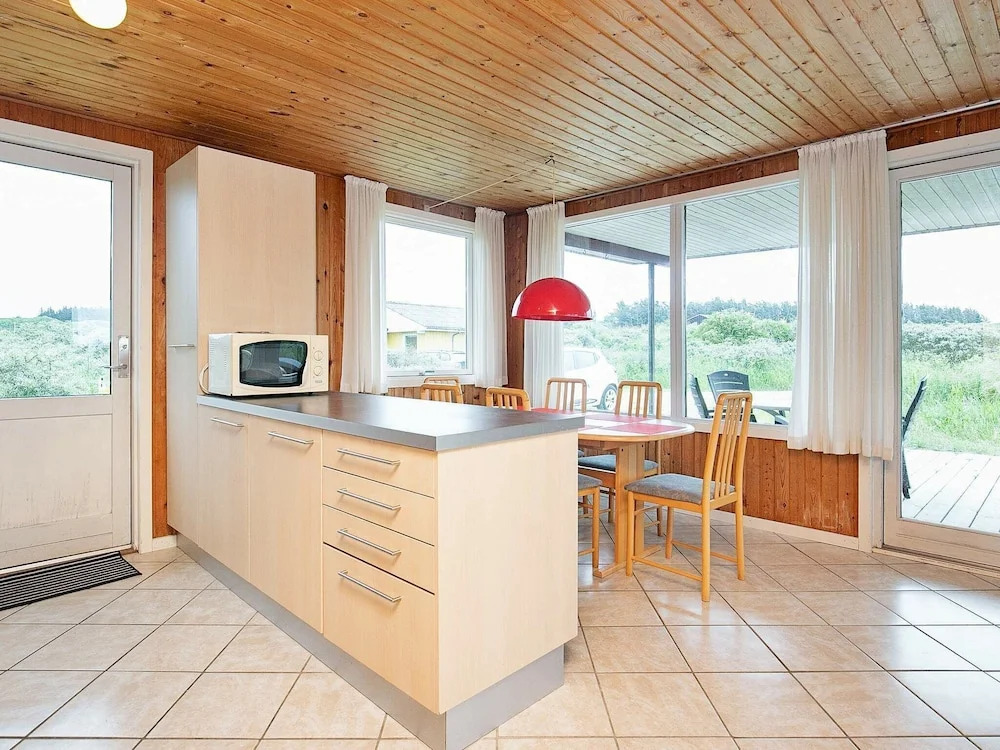 Secluded Holiday Home in Hjørring Near Sea - фото 17