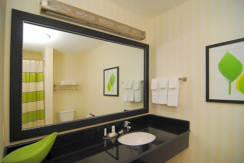 1 Bedroom Double Suite with balcony (full double bed)