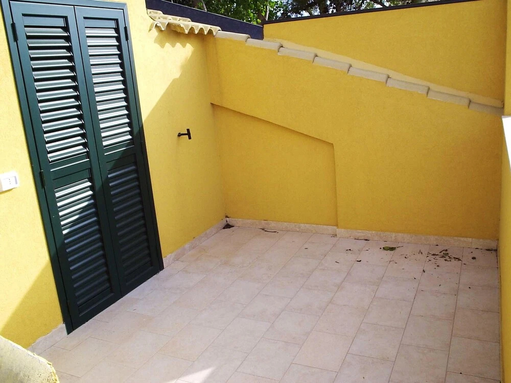 House With in Caucana finaiti casuzze finaiti Nord With Fu