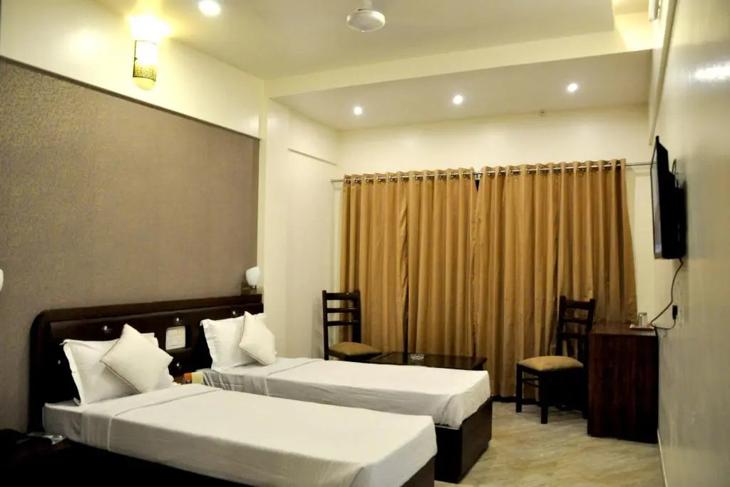 Hotel Gulmohar Pride - Général