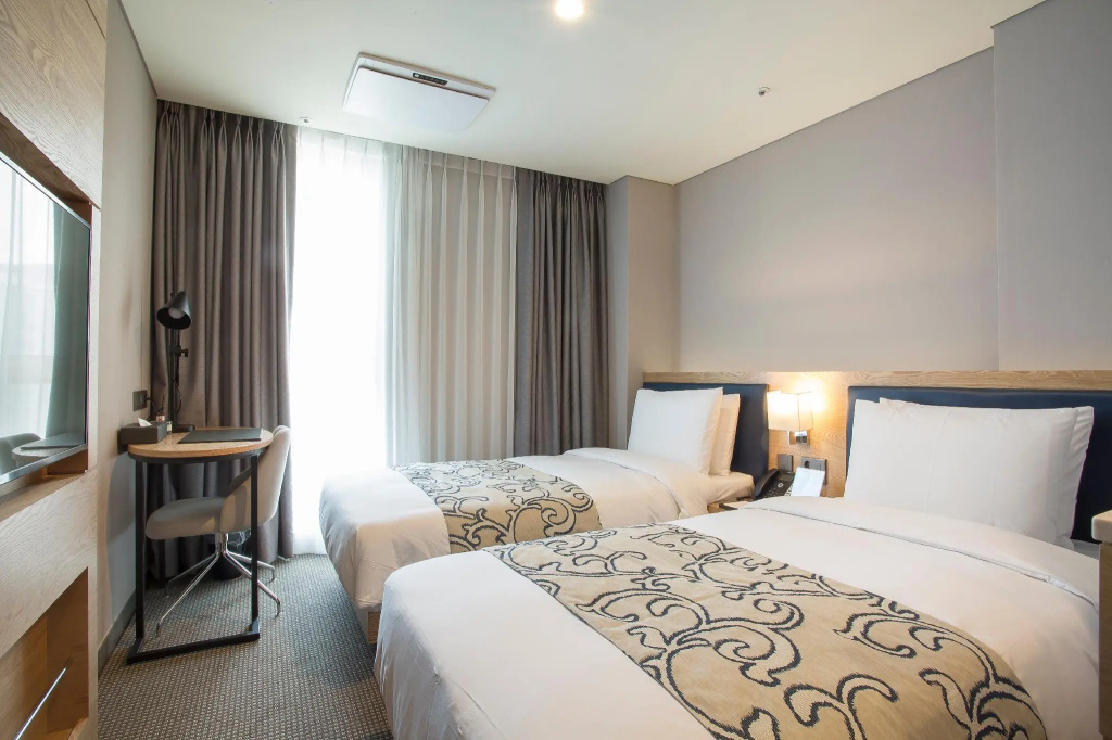 Superior Double room (twin beds)