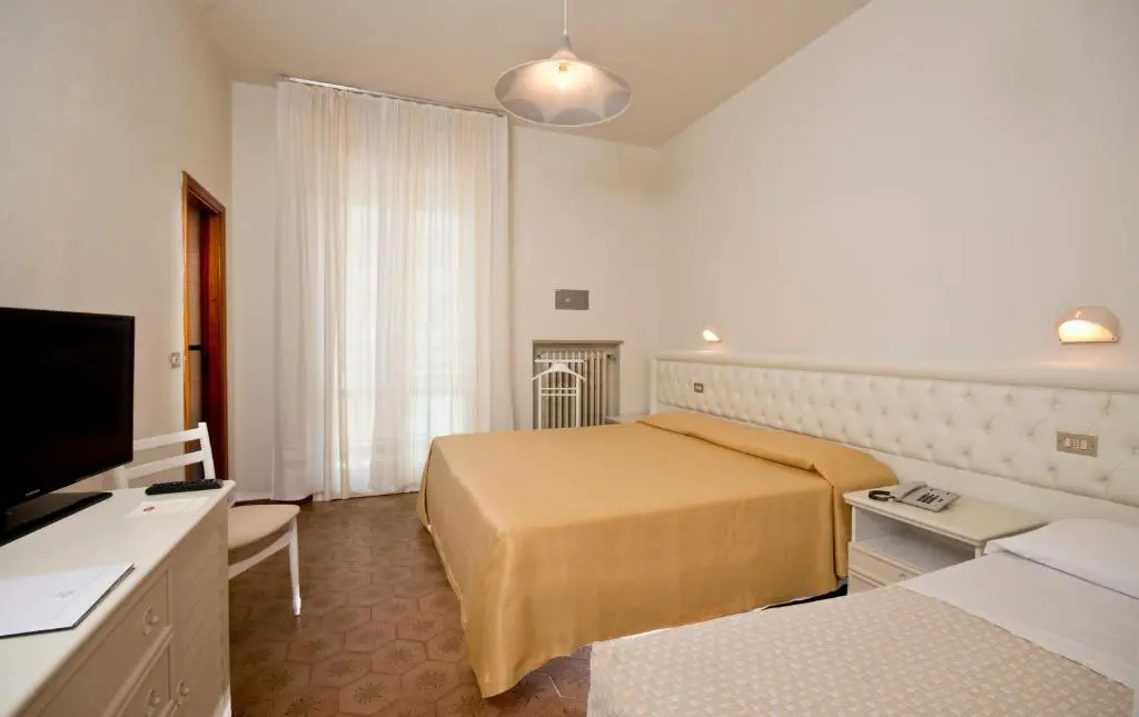 Hotel Diplomatic - Chambres