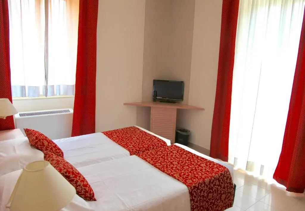 Economy room