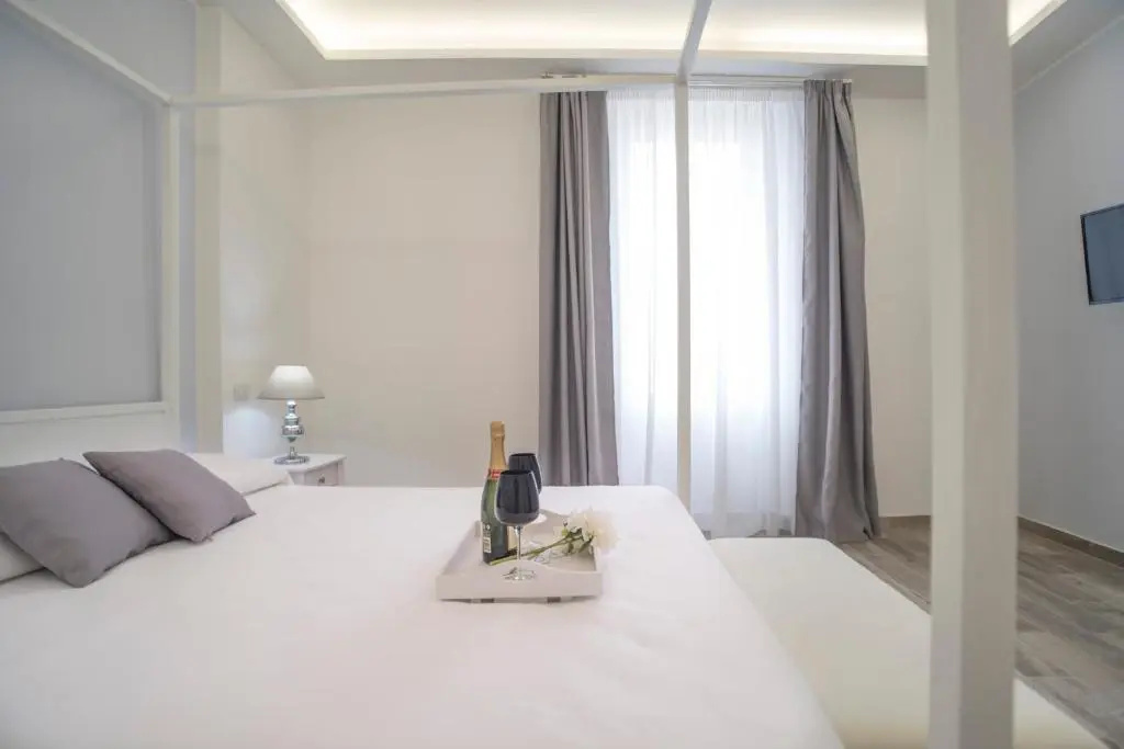 Suite with balcony
