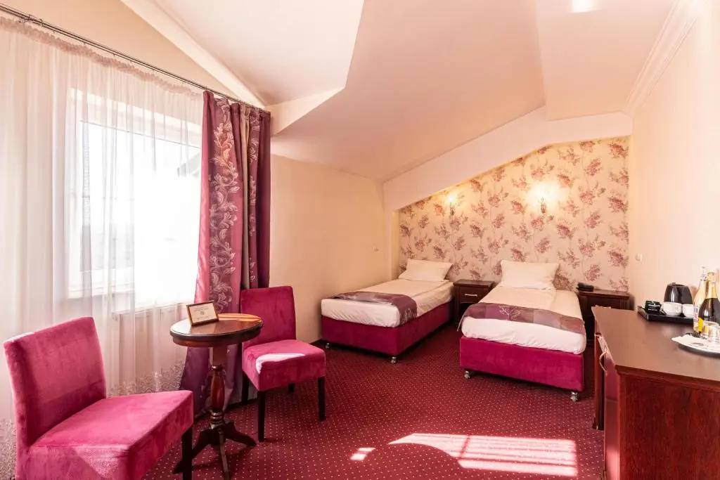 Superior Triple room