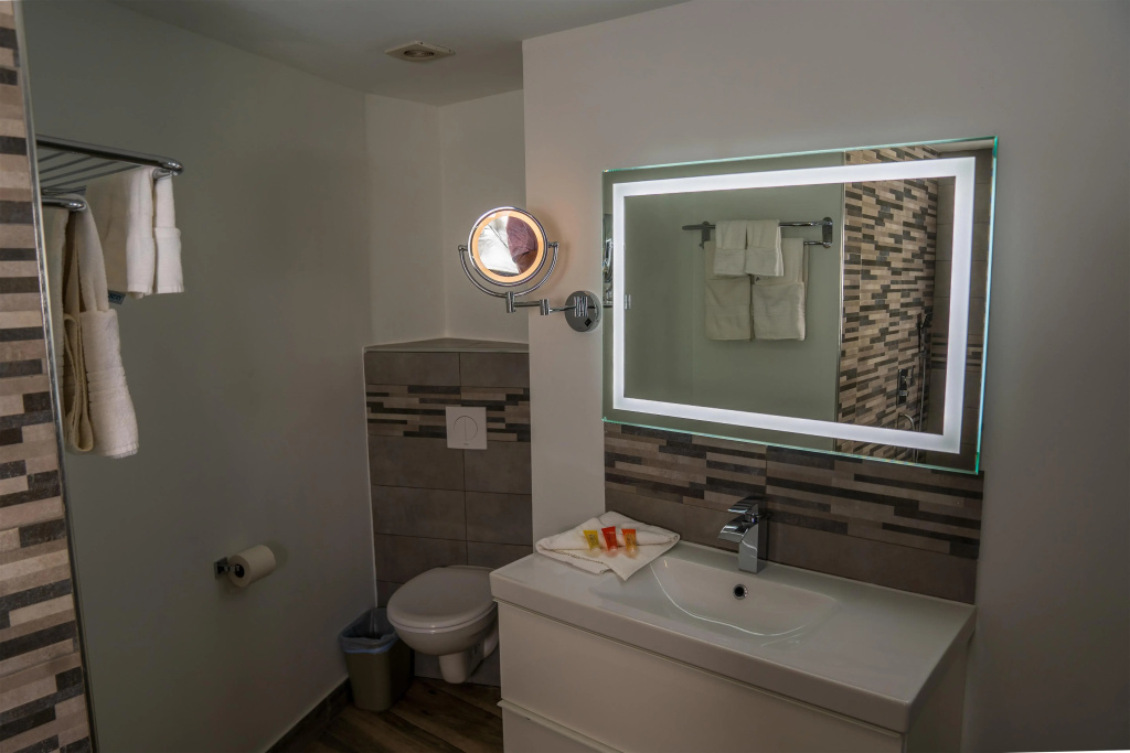 Commodore Suites, SureStay Collection by Best Western - Chambres