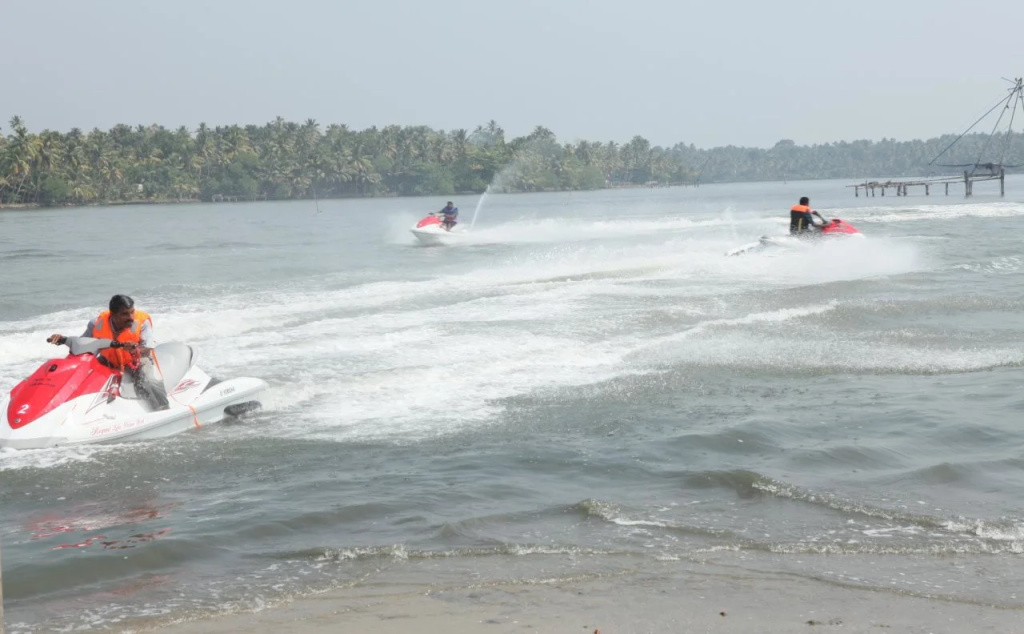 REGANT LAKE VILLAGE, Kollam. - Général