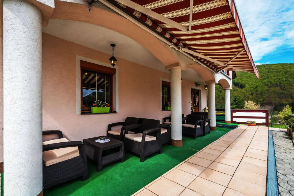 Hotel photo 11