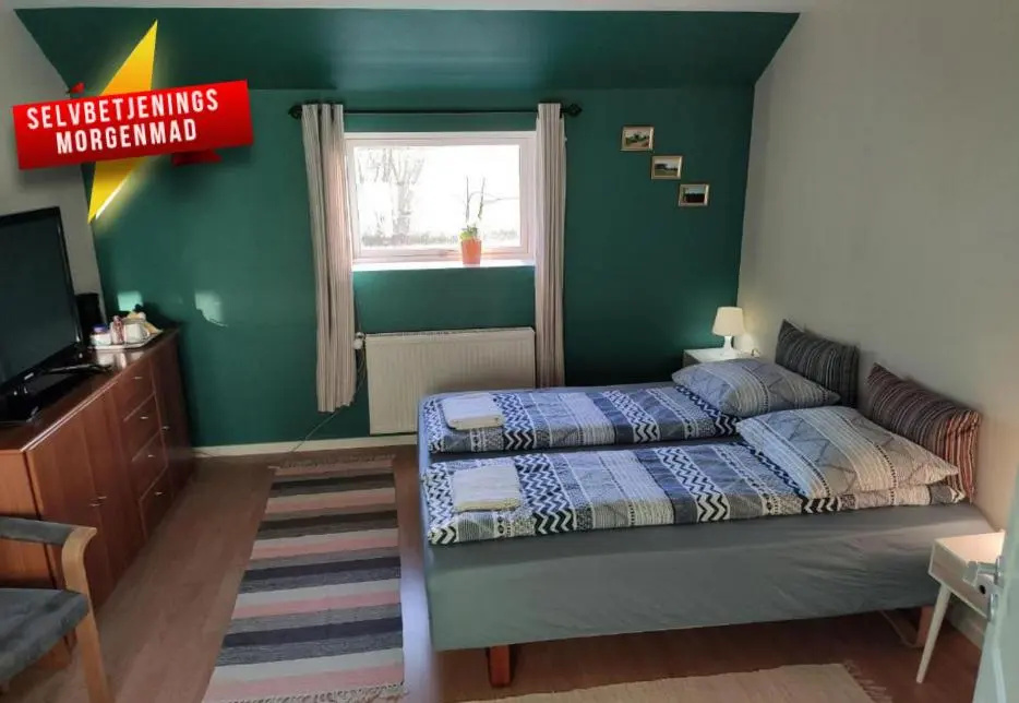 Standard Double room with garden view (full double bed)
