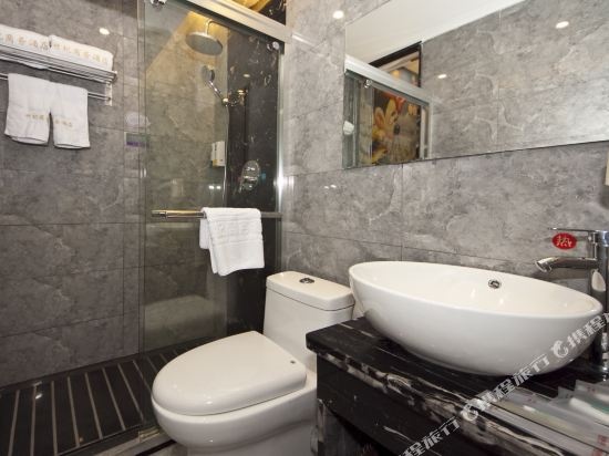 Weiai City Hotel (Fuzhou Sanfang Qixiang Wuyi Square)