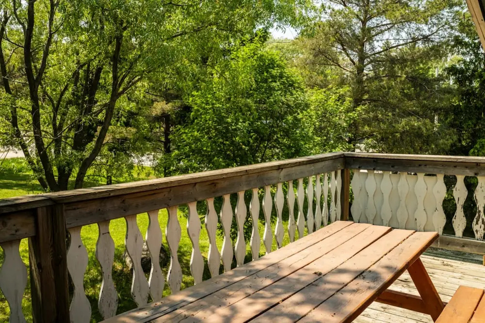 4 bedroom Blue Mountain Cottage with Private Beach Access, BBQ, Petfriendly