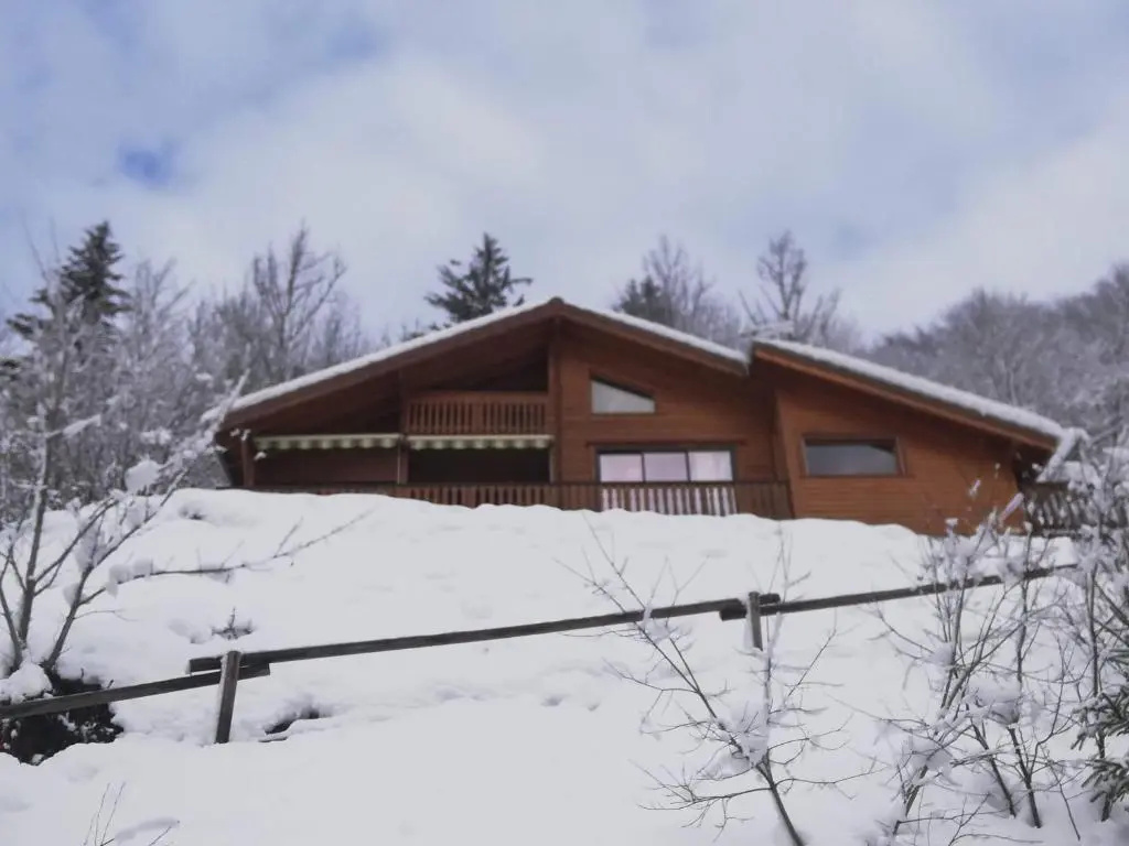 3 Bedrooms Chalet