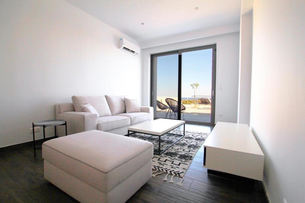 Alana Suites