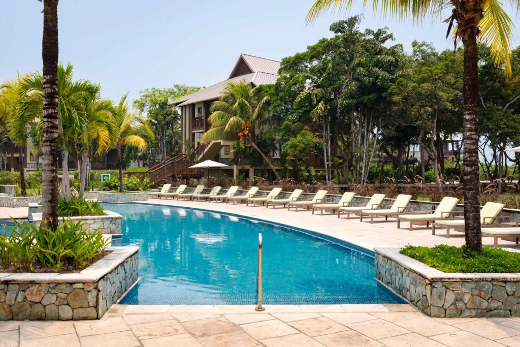 Indura Beach & Golf Resort, Curio Collection by Hilton - фото 16
