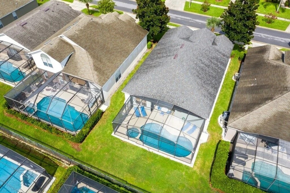 Immaculate 4 Bedrooms 3 Bathroom In Windsor Palms Villa by RedAwning