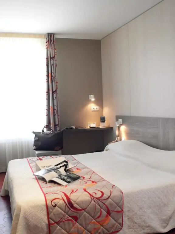 Hotel Le Revest — 8