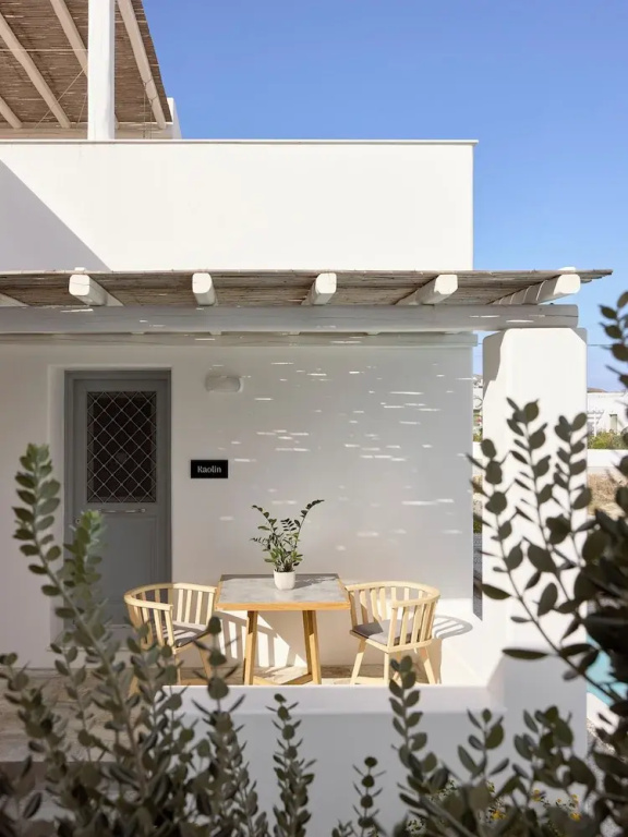 1 Bedroom Junior Suite with garden view