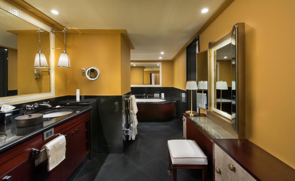 Hôtel Barrière Fouquet's Paris 43