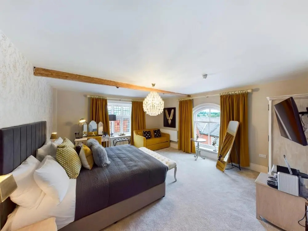 Luxury room