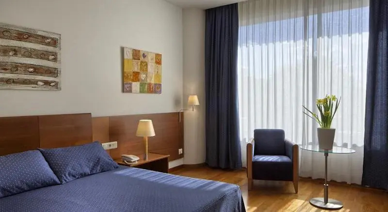 Sercotel Arrahona Sabadell - Chambres