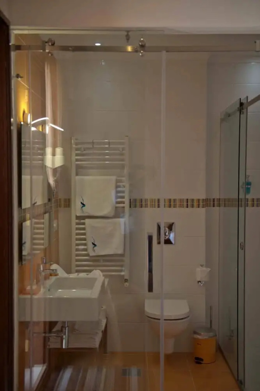 Deluxe Double room with balcony and with partial sea view (full double bed)