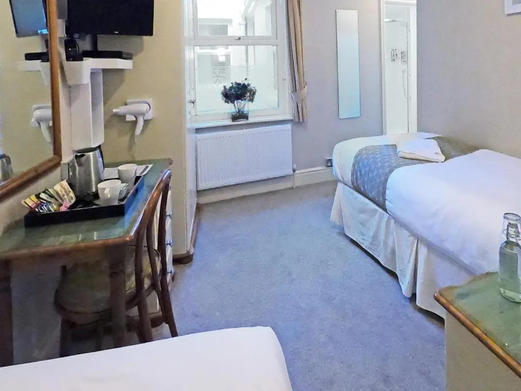 Riviera Lodge Hotel - Chambres