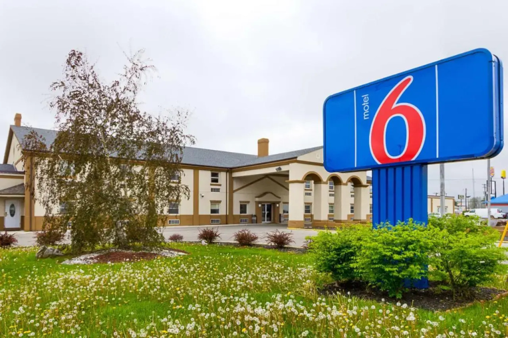 Country Hearth Inn And Suites