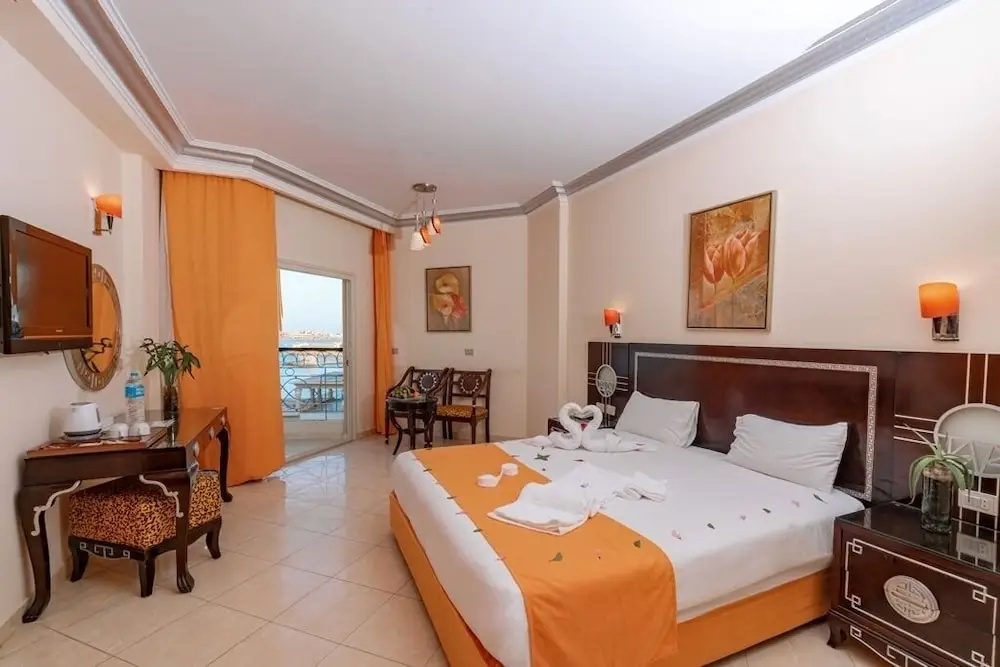 Superior Double room (full double bed)