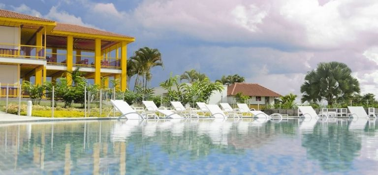 Beach & Waterfront