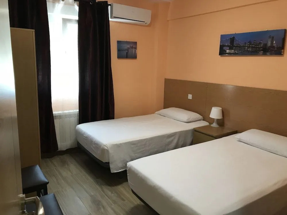 Hostal La Pared