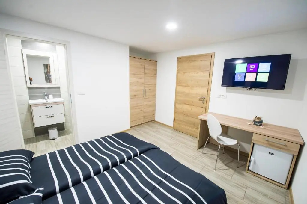 Standard Double room (twin beds)