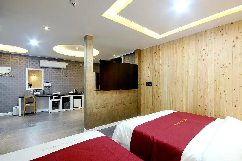 Superior room