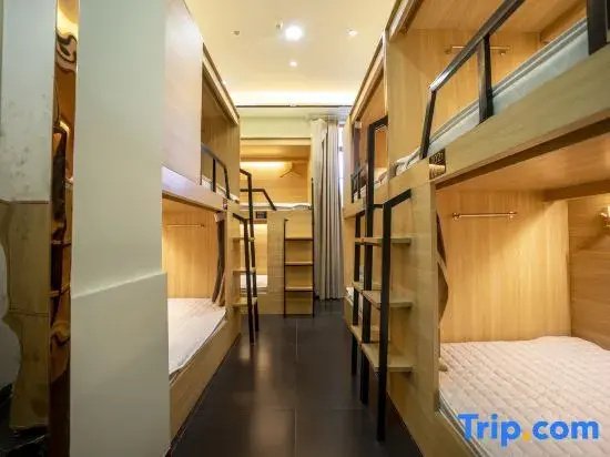 Bed in Dorm (female dorm)